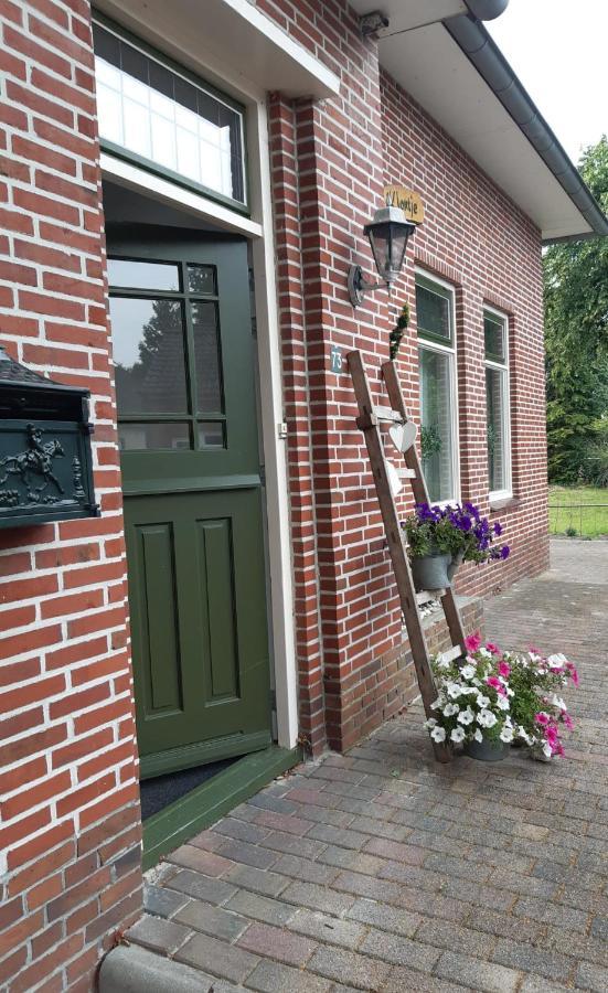 B&B Het Klontje Vriescheloo Exteriér fotografie